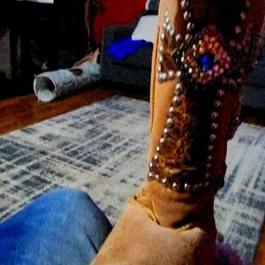 Unique uggs very rare. In wonderful condition size 8